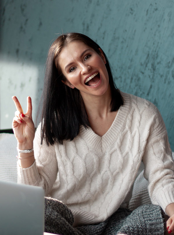 woman-in-brown-knit-top-1977047.jpg woman-in-brown-knit-top-1977047.jpg